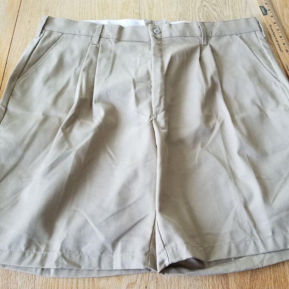 RED KAP Mens Sz 44 Khaki Shorts 10" Inseam